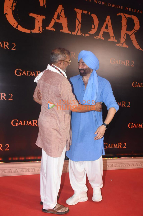 photos celebs grace the premiere of gadar 2 13