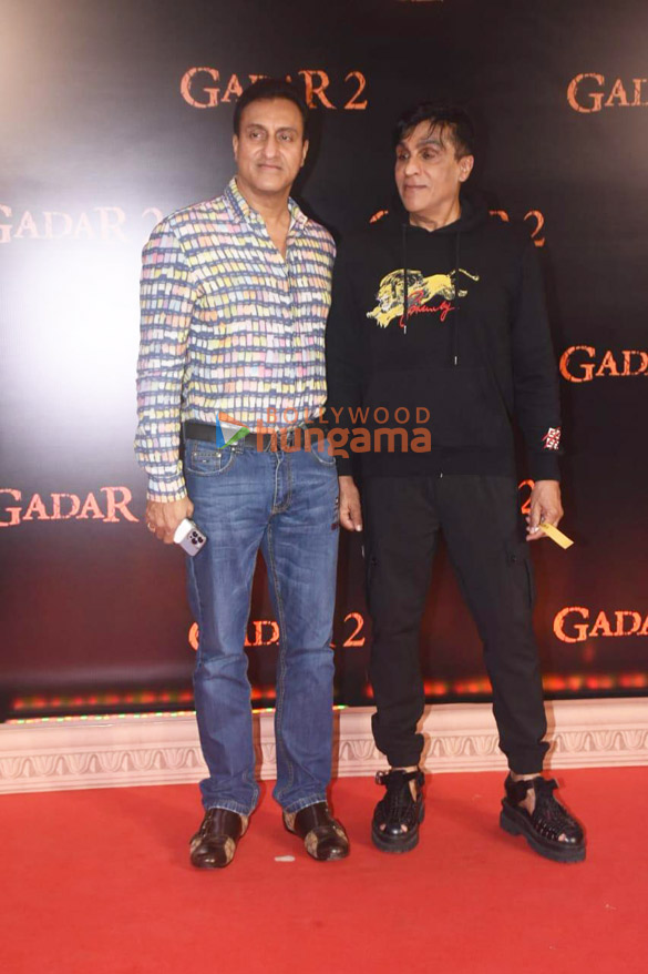 photos celebs grace the premiere of gadar 2 4