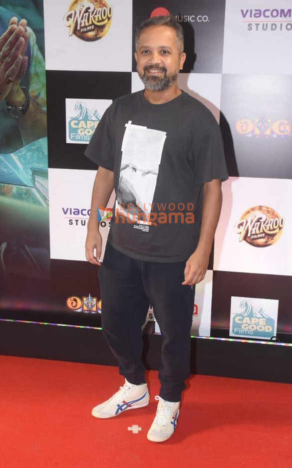 photos celebs grace the premiere of omg 2 24 8