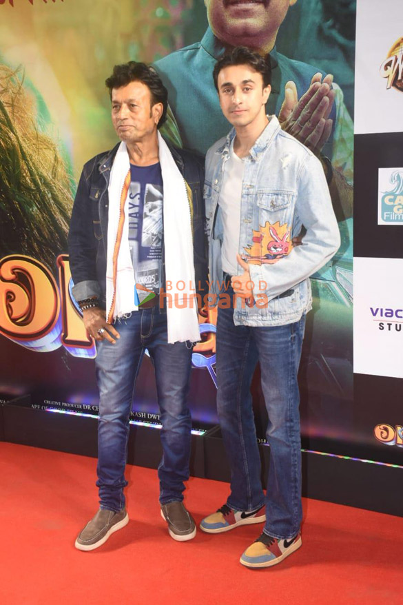 photos celebs grace the premiere of omg 2 79 8