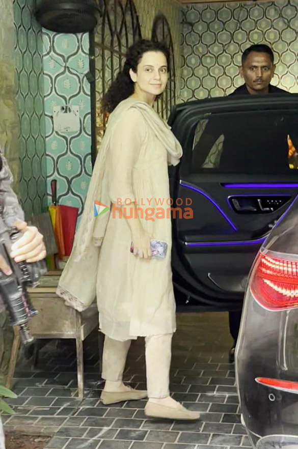 Photos: Kangana Ranaut snapped in Bandra