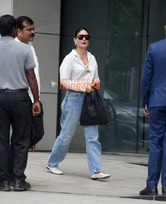 photos kareena kapoor khan spotted in bkc 3