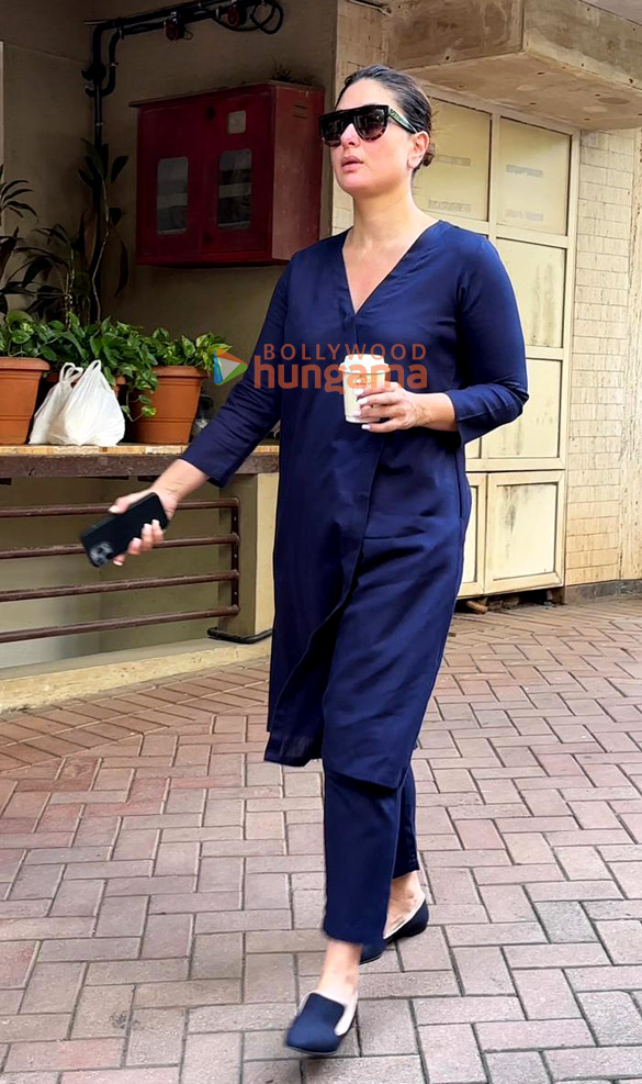 photos kareena kapoor khan spotted in bandra 4 58