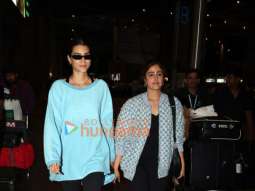 Photos: Kriti Sanon, Nupur Sanon, Kalki Koechlin and others snapped at the airport