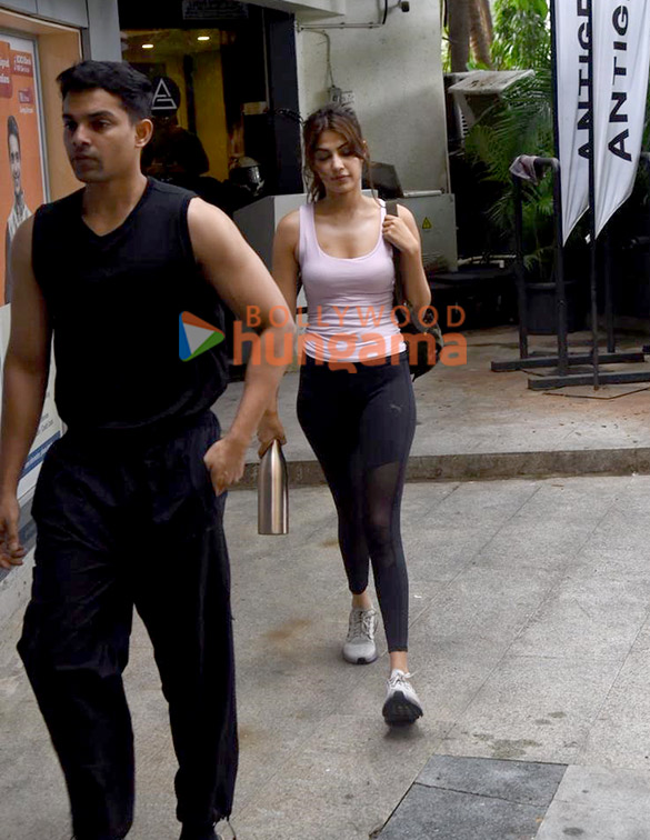 photos rhea chakraborty snapped with her brother showik chakraborty at a gym in bandra 1