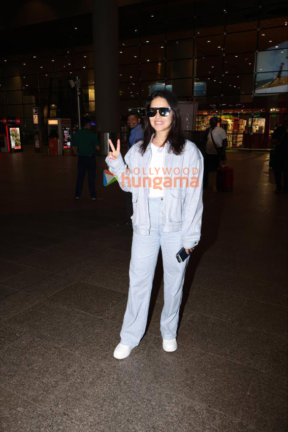 photos saif ali khan and sunny leone snapped at the airport 2