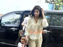 Photos: Shilpa Shetty snapped in Juhu