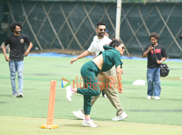 photos team of ghoomer organizes a cricket match with cast and crew 7