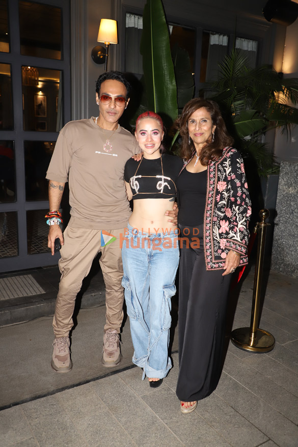 photos uorfi javed and mozez singh snapped at ditas in mumbai 1