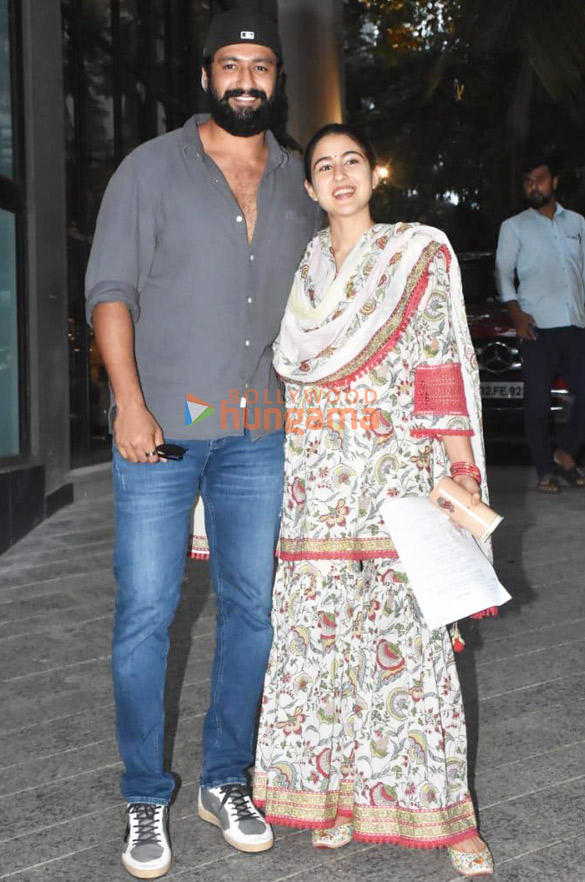 photos vicky kaushal and sara ali khan snapped outside maddock films office 1