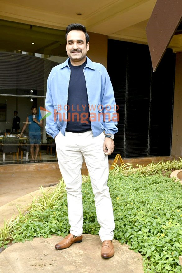photos yami gautam and pankaj tripathi snapped at omg 2 promotions 2