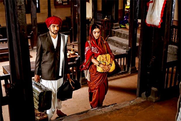 Phule First Look: Pratik Gandhi and Patralekhaa play Mahatma Jyotiba Phule and Dnyanajyoti Savitribai Phule, see photo Phule First Look: Pratik Gandhi and Patralekhaa play Mahatma Jyotiba Phule and Dnyanajyoti Savitribai Phule, see photo