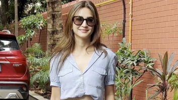Picture perfect smile! Kriti Kharbanda poses for paps as she gets clicked