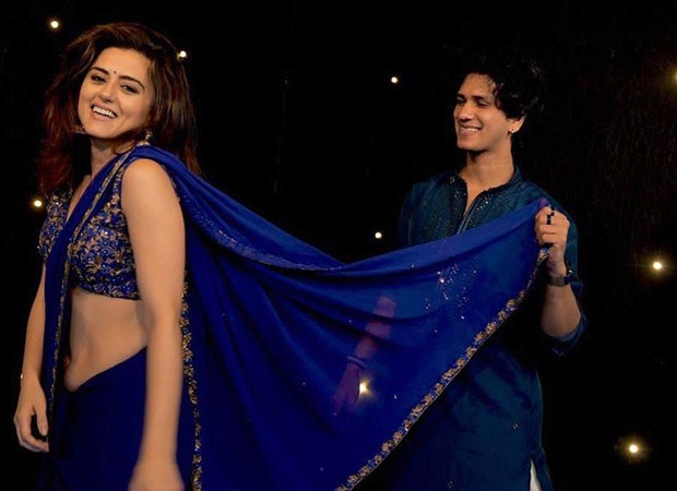 Ridhi Dogra hops onto ‘What Jhumka’ trend from Rocky Aur Rani Kii Prem Kahaani; recreates the dance with choreographer-performer Shehzaan Khan 