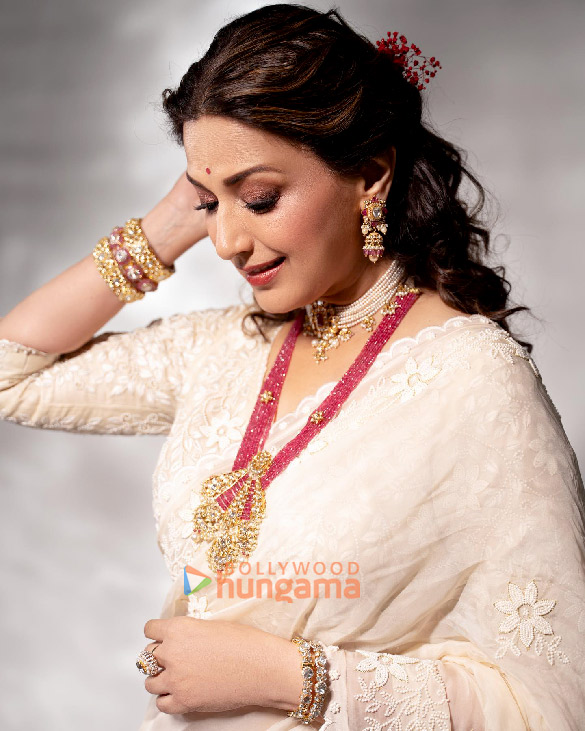 sonali bendre 4 7