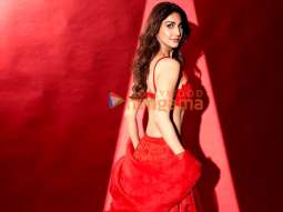 Vani Kapoor Xvideos - Vaani Kapoor Gets Into Trouble For Wearing A Top With 'Ram' Written On It;  Mumbai Resident