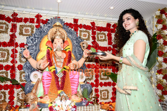 photos ganpati celebration at sonu soods residence 1 2