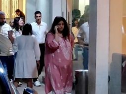 Akshay Kumar gets clicked by paps in a white buttoned up shirt