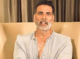 Akshay Kumar shares fun banter with fan ahead of Mission Raniganj release