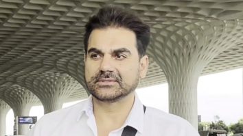 Arbaaz Khan rocks the plain white shirt at the airport