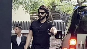 Arjun Kapoor waves at paps as he gets clicked in the city