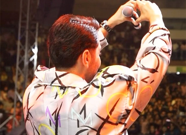 Ayushmann Khurrana delivers electrifying performance at AIIMS, New Delhi, watch