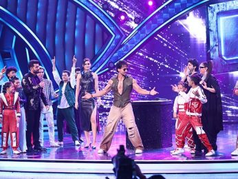 India’s Best Dancer 3: Tiger Shroff takes on Kriti Sanon in an epic hook step challenge India’s Best Dancer 3: Tiger Shroff takes on Kriti Sanon in an epic hook step challenge