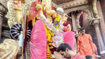 Kartik Aaryan kickstarts Ganeshotsava by seeking blessings from Lalbaugcha Raja