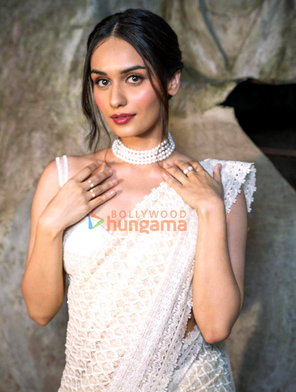 manushi chhillar 1 107