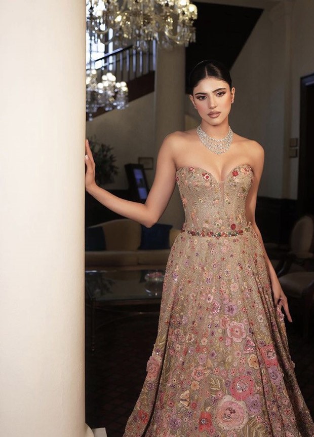 Medha Rana sparkles in Tarun Tahiliani's shimmery lehenga