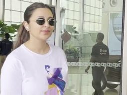 Parineeti Chopra smiles wide as she gets clicked by paps at the airport
