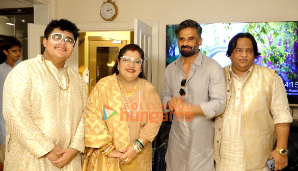 photos bappi lahiris family celebrate ganesh chaturthi 8