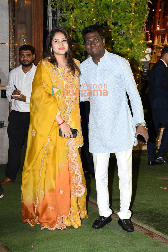photos celebs arrive at ambanis house for ganpati darshan9 26