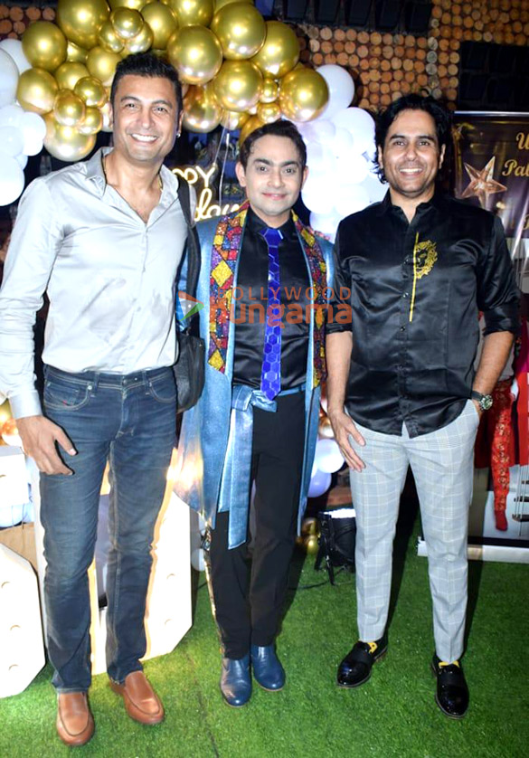 photos celebs attend palash duttas 50th birthday bash 16