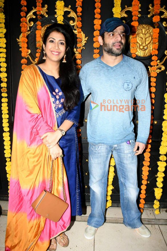 photos celebs grace ektaa r kapoors ganesh chaturthi celebrations 11