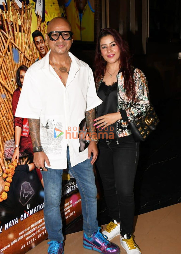 photos celebs grace the premiere of fukrey 3 12