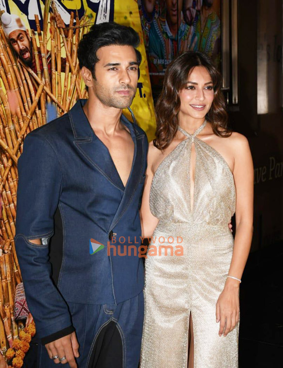 photos celebs grace the premiere of fukrey 3 14