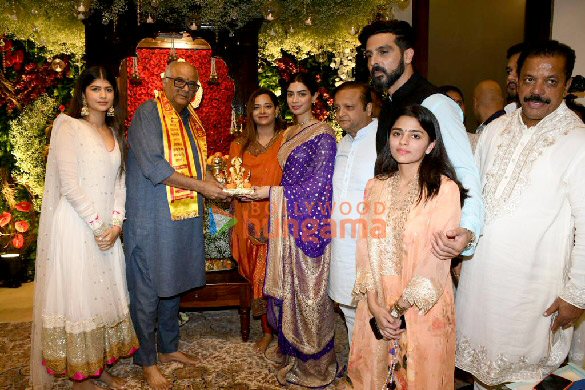 photos celebs snapped at cms residence for ganpati darshan 10