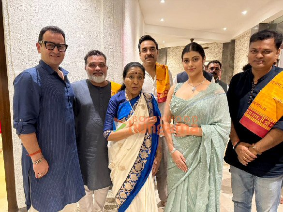 photos celebs snapped at cms residence for ganpati darshan 4 2