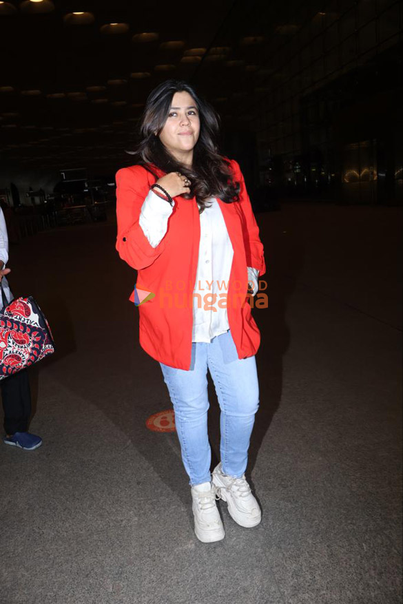 photos chitrangda singh ektaa r kapoor and anjum fakih snapped at the airport 66 2