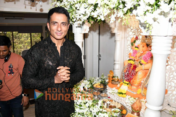 photos ganpati celebration at sonu soods residence 2 2