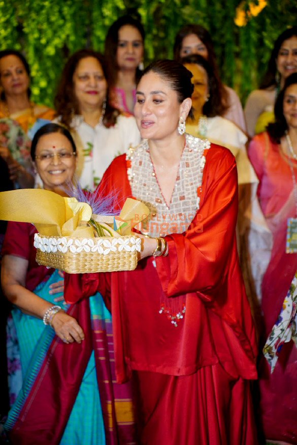 photos kareena kapoor khan snapped at the 36th women entrepreneurs exhibition by imc ladies wing 6