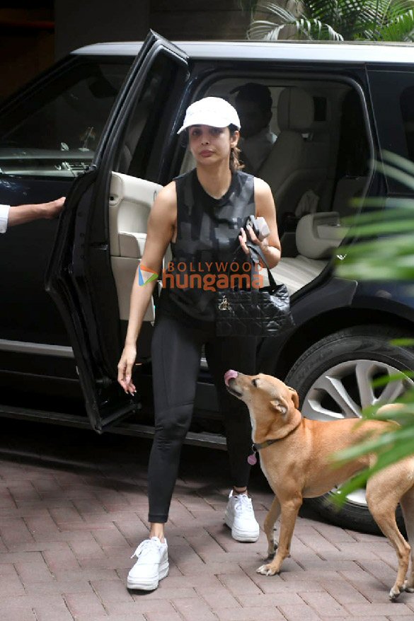 photos malaika arora snapped in bandra 4 38