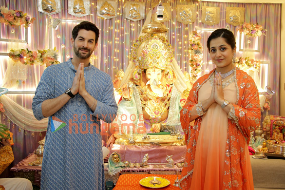 photos neil nitin mukesh and family welcome eco friendly lord ganesha for the 30th consecutive year 2