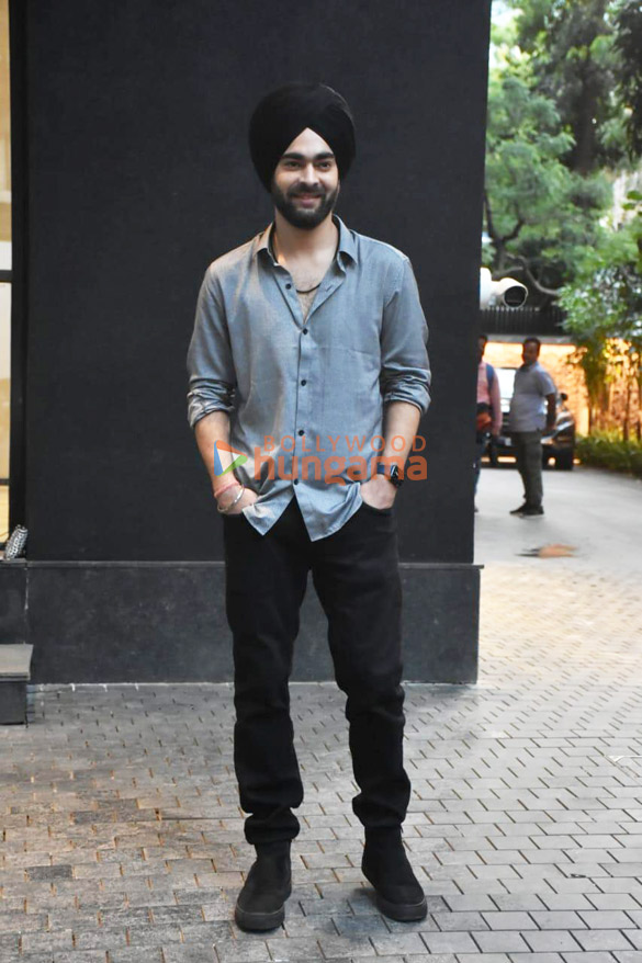 photos pulkit samrat richa chadha and others snapped promoting fukrey 3 4