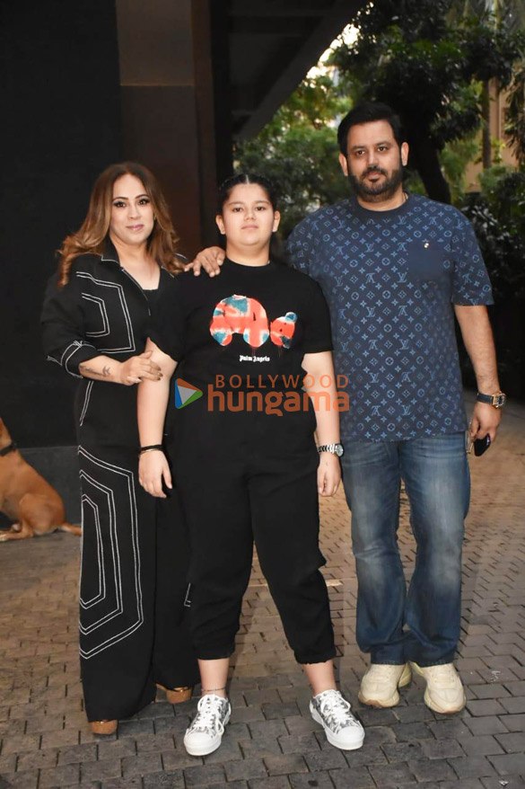 photos pulkit samrat varun sharma and others grace the special screening of fukrey 3 at excel entertainment office 5