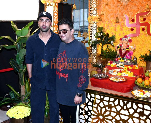 photos ranbir kapoor snapped at t series office for ganesh visarjan 3