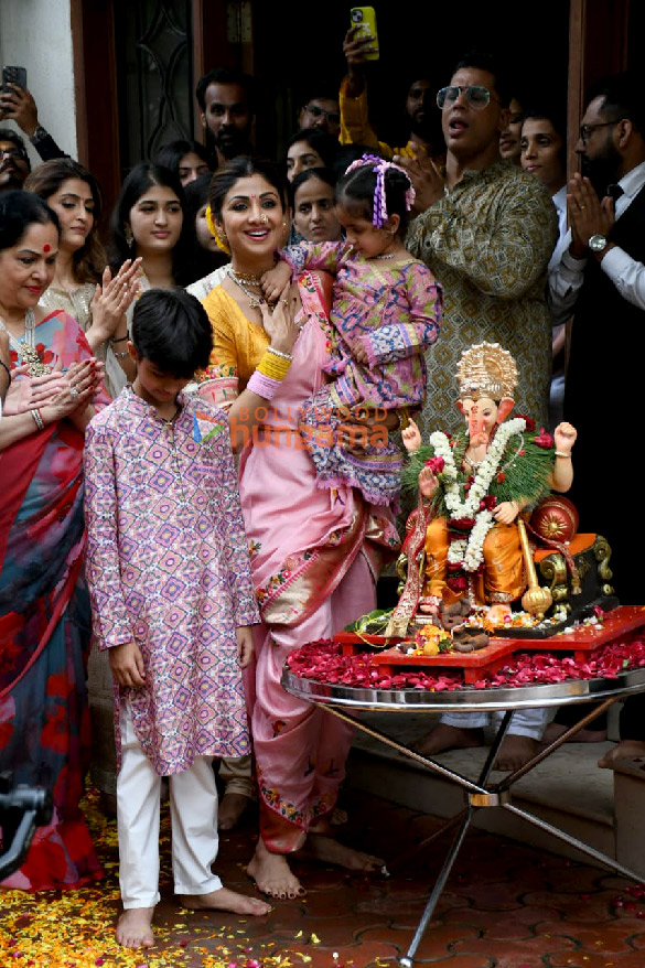 Photos: Shilpa Shetty, Raj Kundra and others celebrate Ganesh Chaturthi