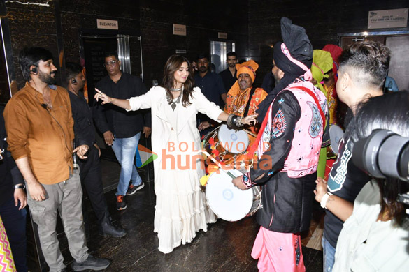 photos shilpa shetty snapped promoting sukhee 6