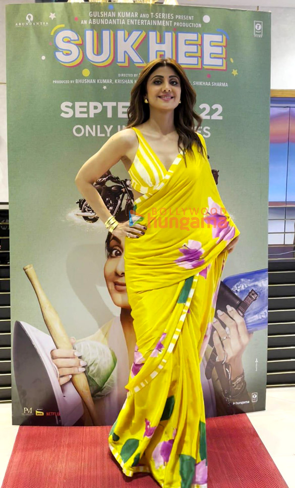 photos shilpa shetty snapped promoting sukhee at t series office 1